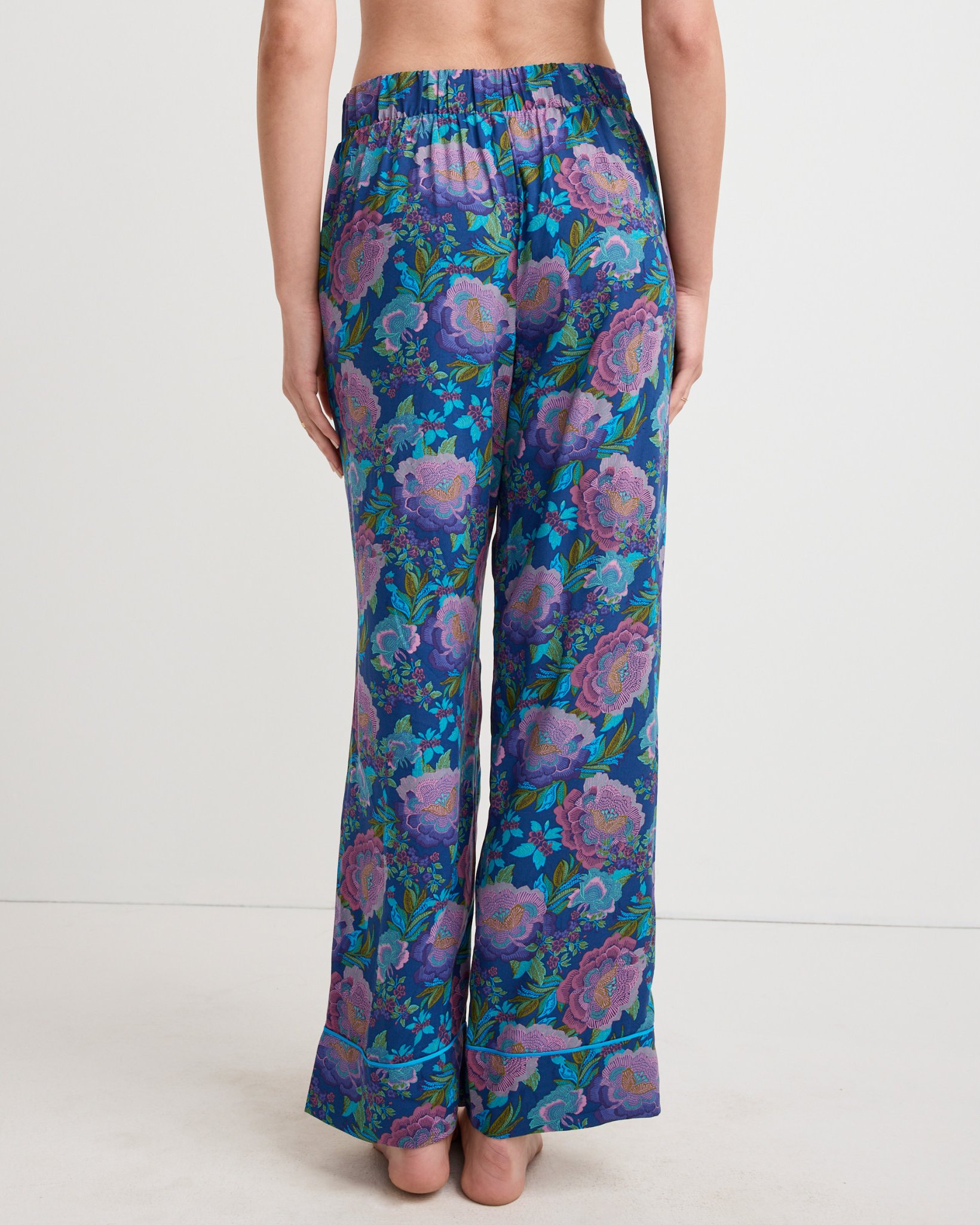 Soft Touch Luxe Woven Pant