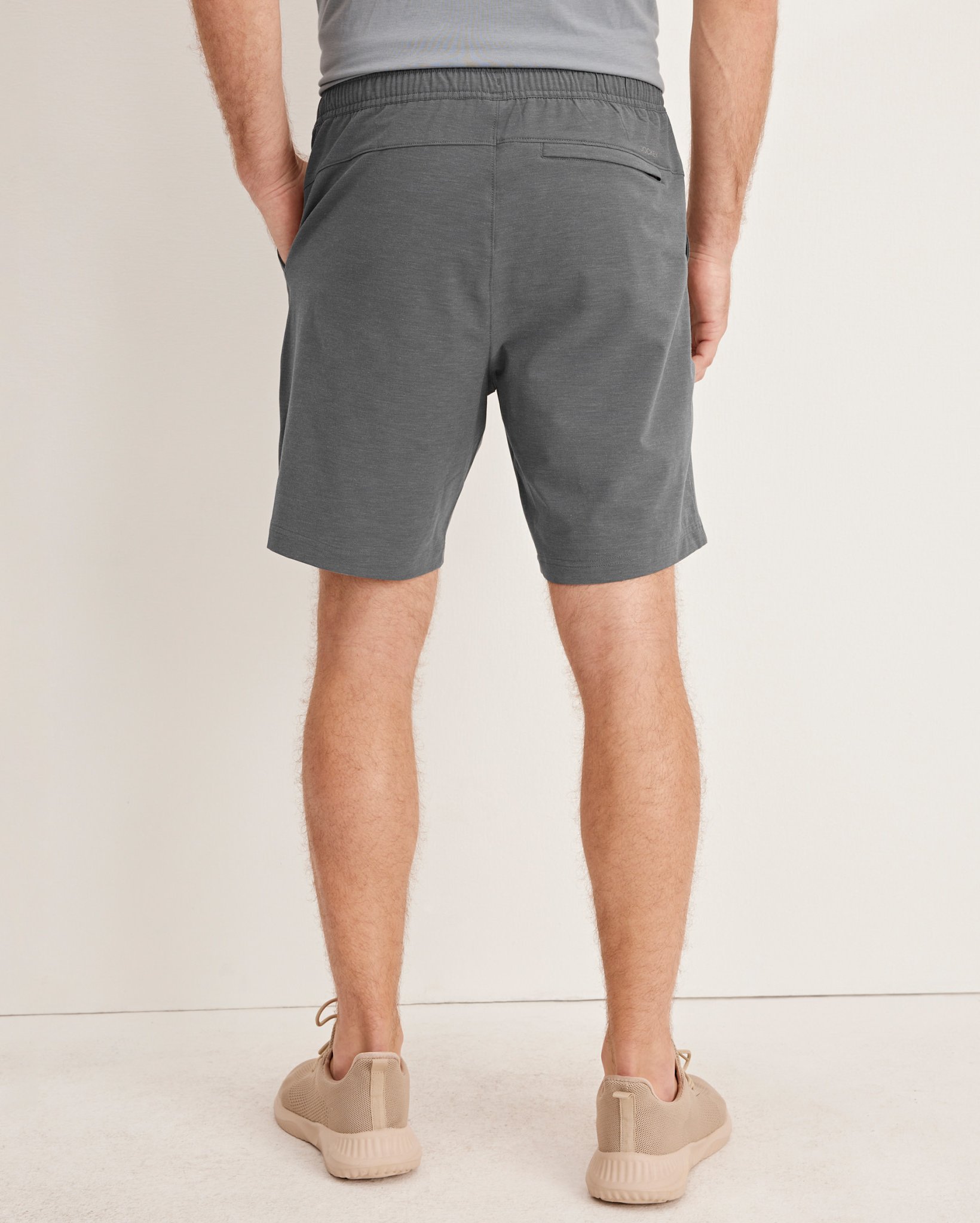 EVERACTIVE™ 8" Woven Short