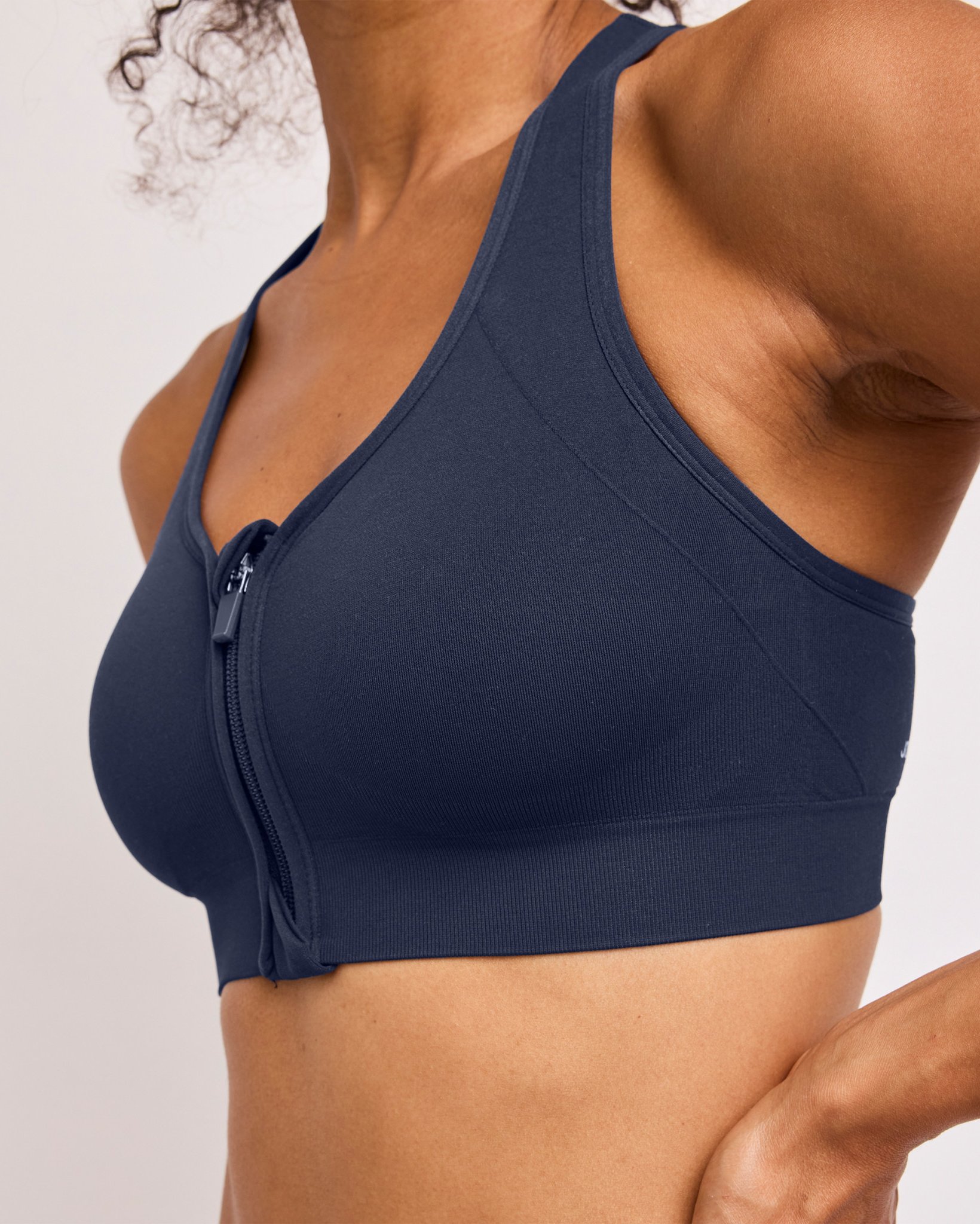 Seamfree Mid Impact Zip Front Sports Bra