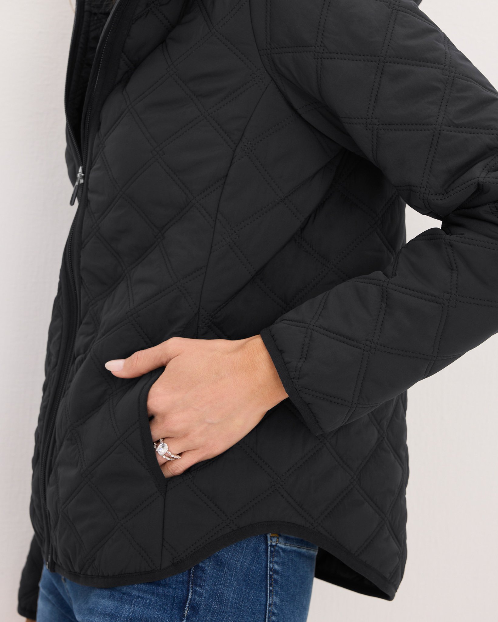ジャケット・アウター HERENCIA High neck quilted knit coat ジャケット・アウター HERENCIA High neck quilted knit coat