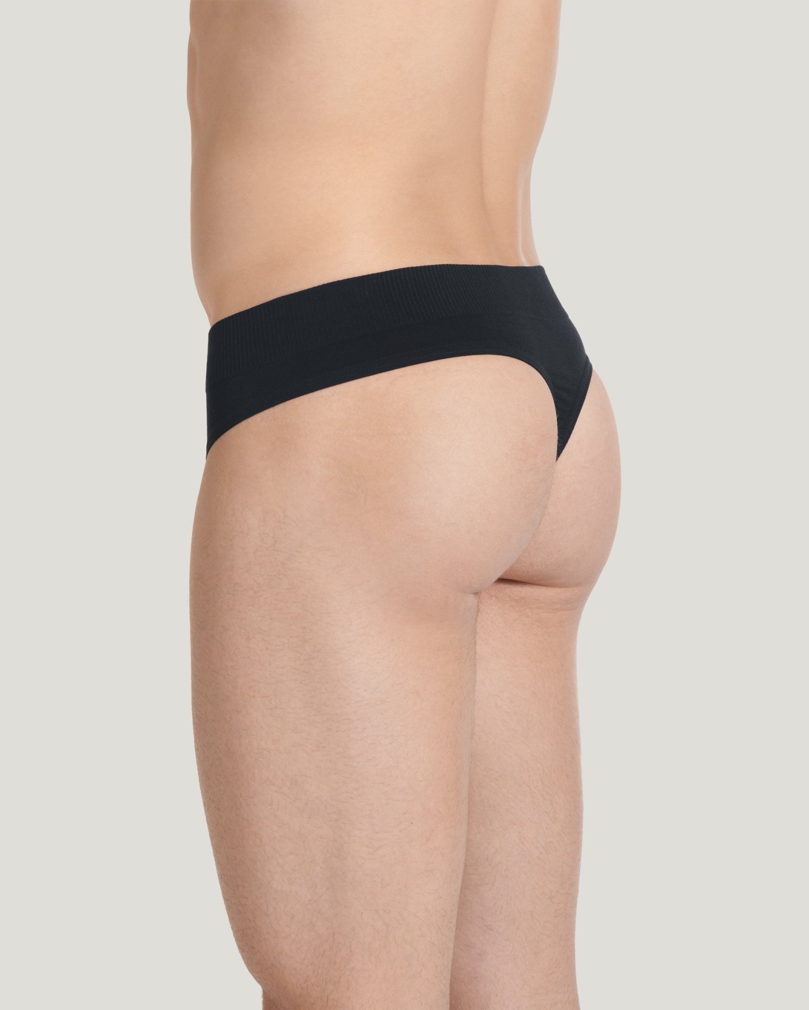 FormFit Lightweight Seamfree Thong
