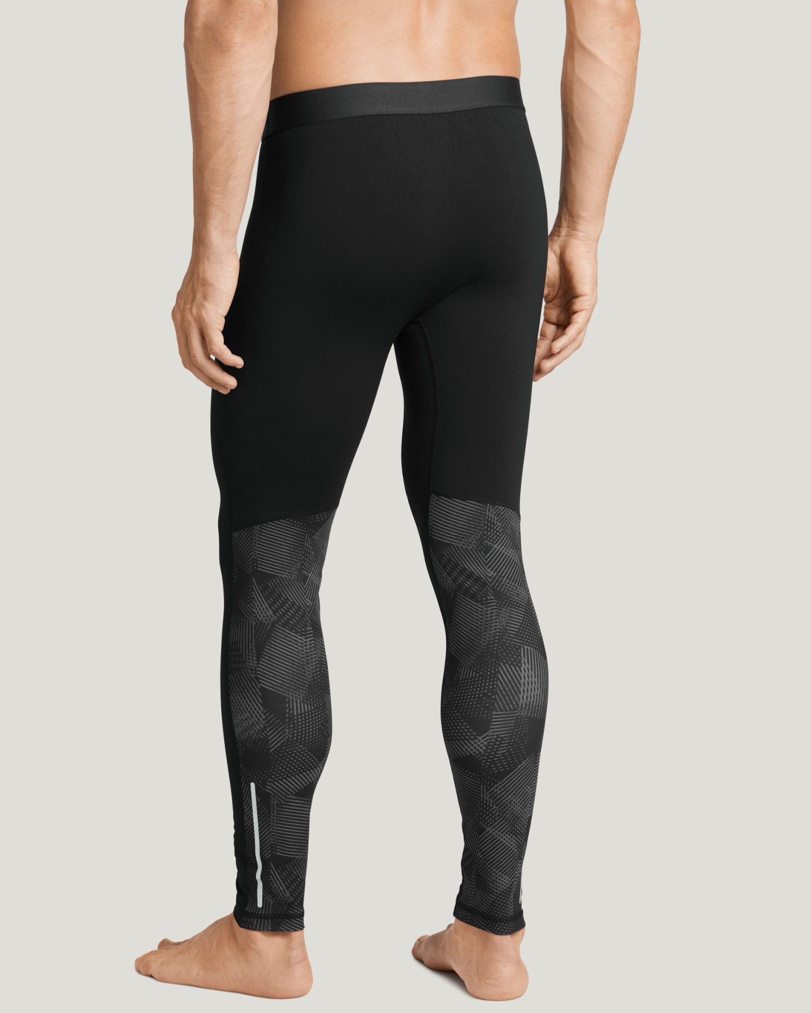 Can Men Wear Yoga Pants: Breaking Fashion Norms