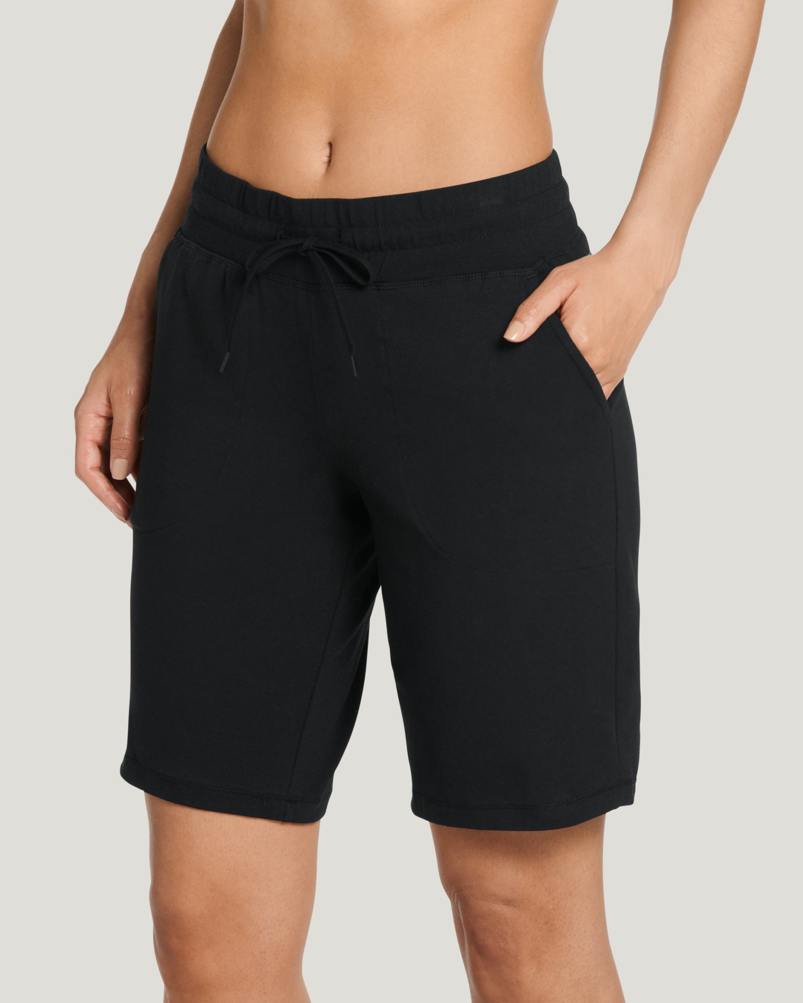 フィットネスボトムス ETRO Women Shorts  Burmudas 19193 0494 1 Black Athletic Works Women's Bermuda Shorts - Walmart.com