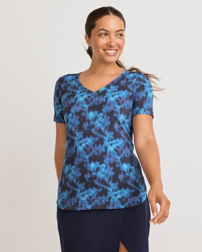 EVERACTIVE™ V-Neck Tee